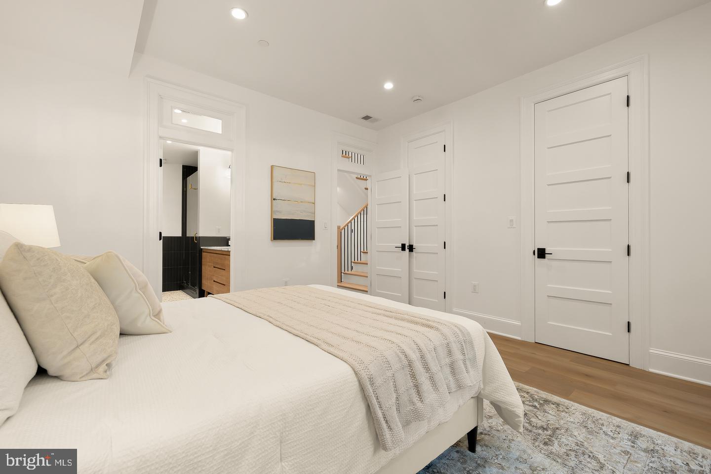 1237 4th St Nw #b1 Property Photo 10
