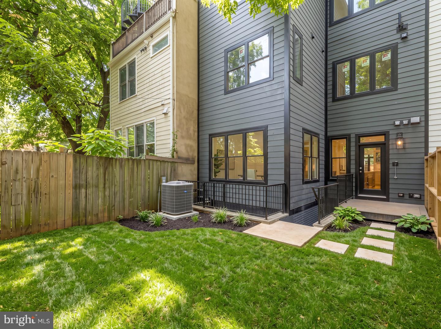 1237 4th St Nw #b1 Property Photo 22