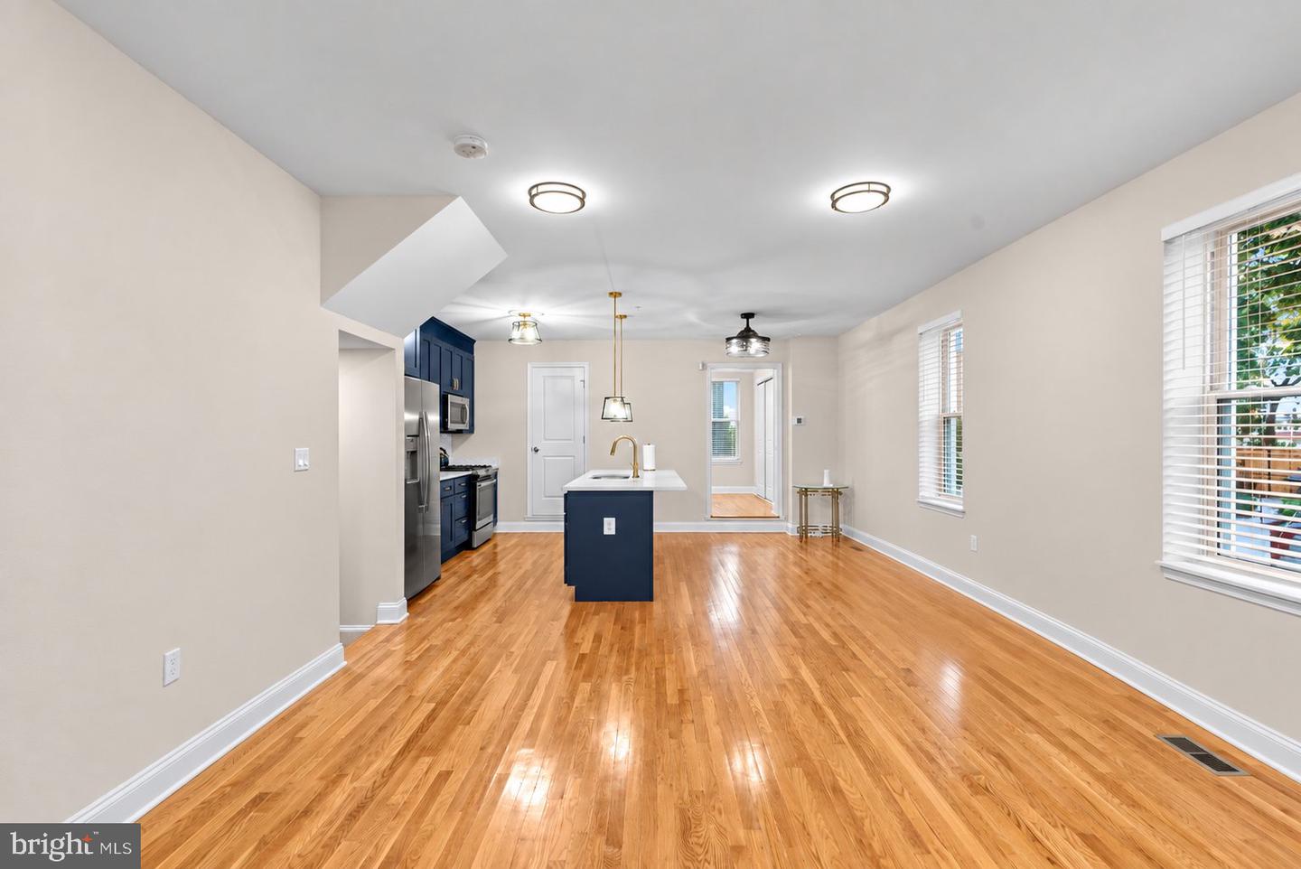 141 V St Ne #1 Property Photo 6