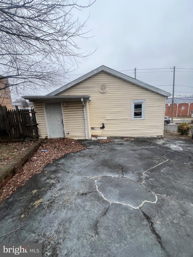 5213 Call Pl Se Property Photo 3