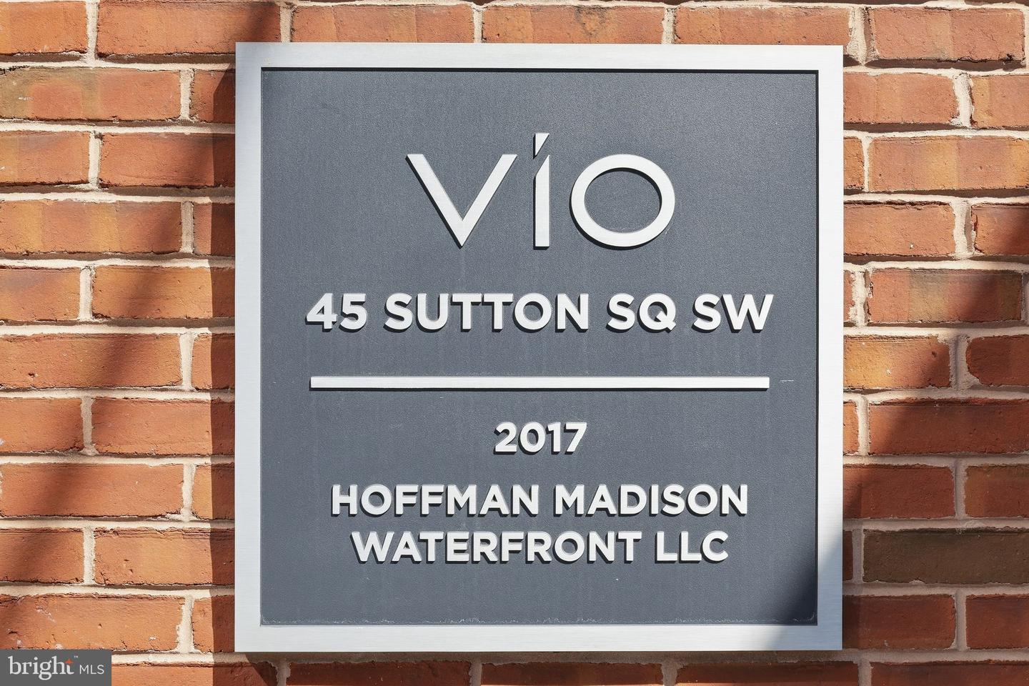 45 Sutton Sq Sw #706 Property Photo 39