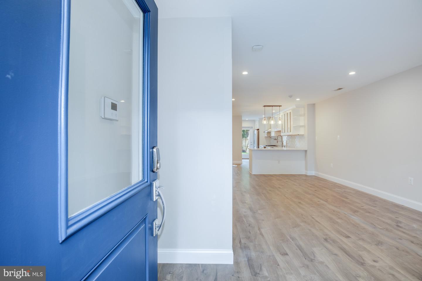 435 Ridge St Nw Property Photo 3