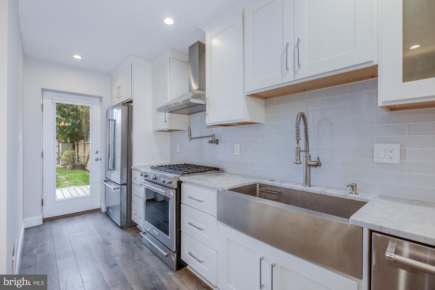 435 Ridge St Nw Property Photo 14