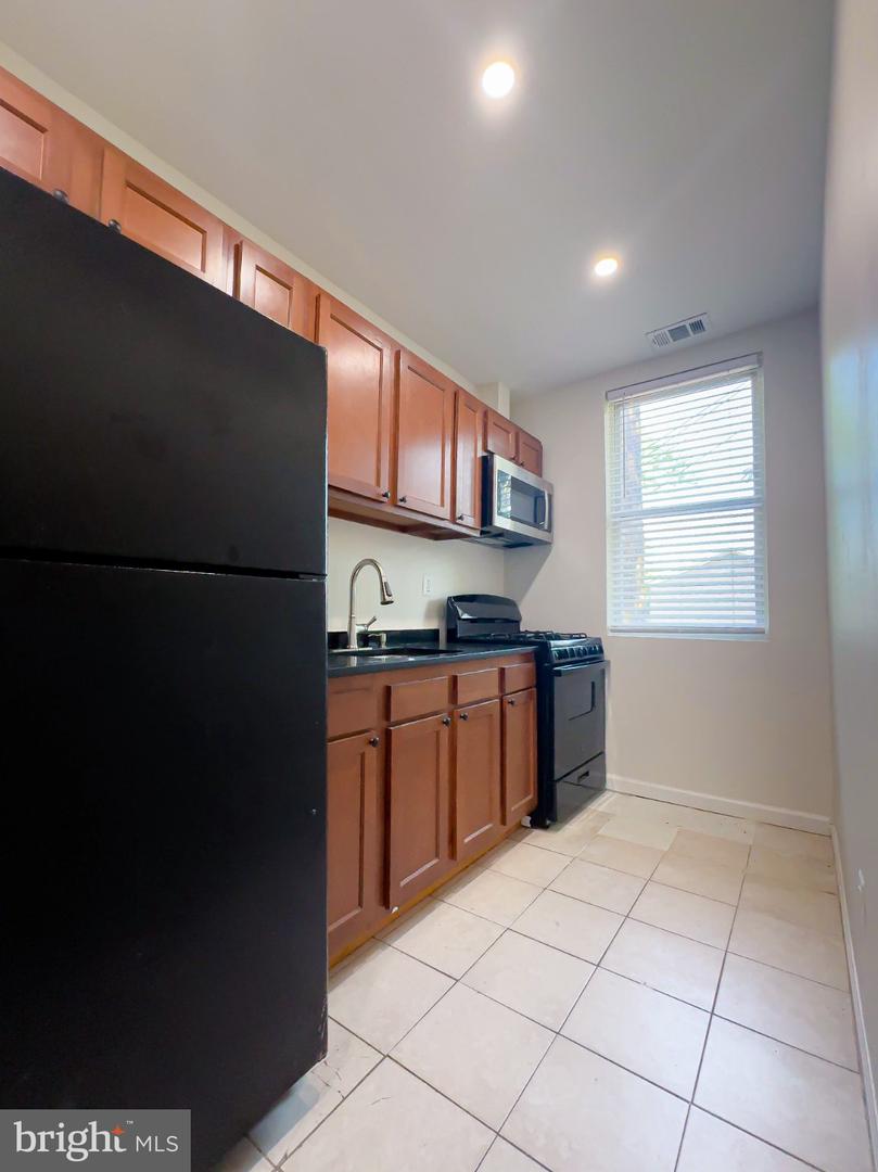4234 Edson Pl Ne #3 Property Photo 8