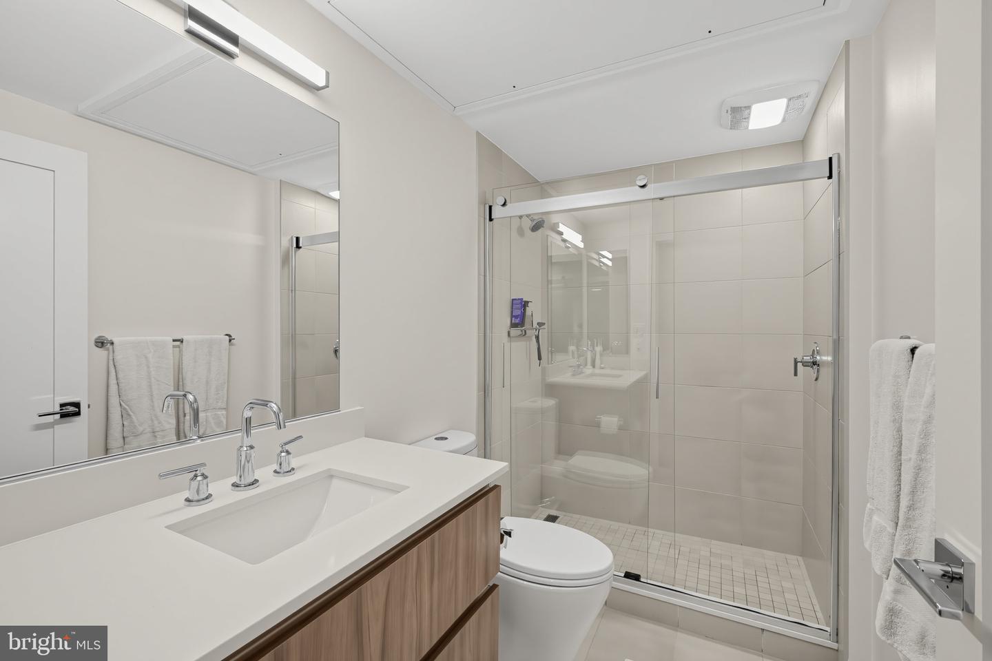 37 L St Se #401 Property Photo 8