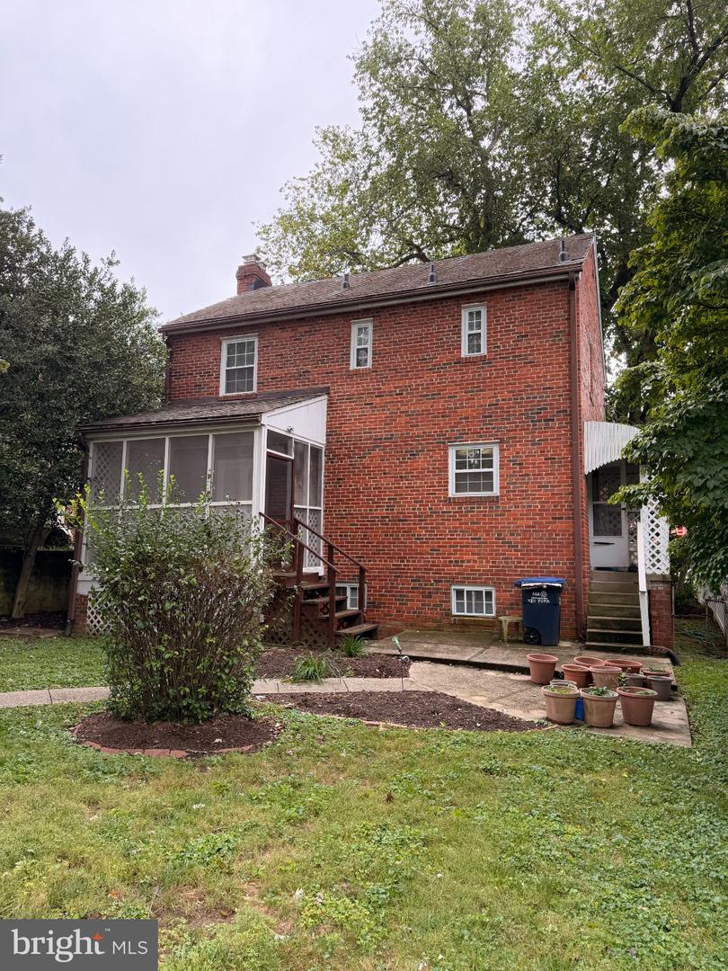 4811 Yuma St Nw Property Photo 2