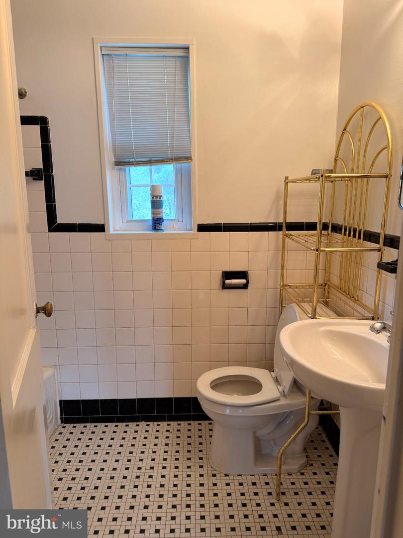 4811 Yuma St Nw Property Photo 4