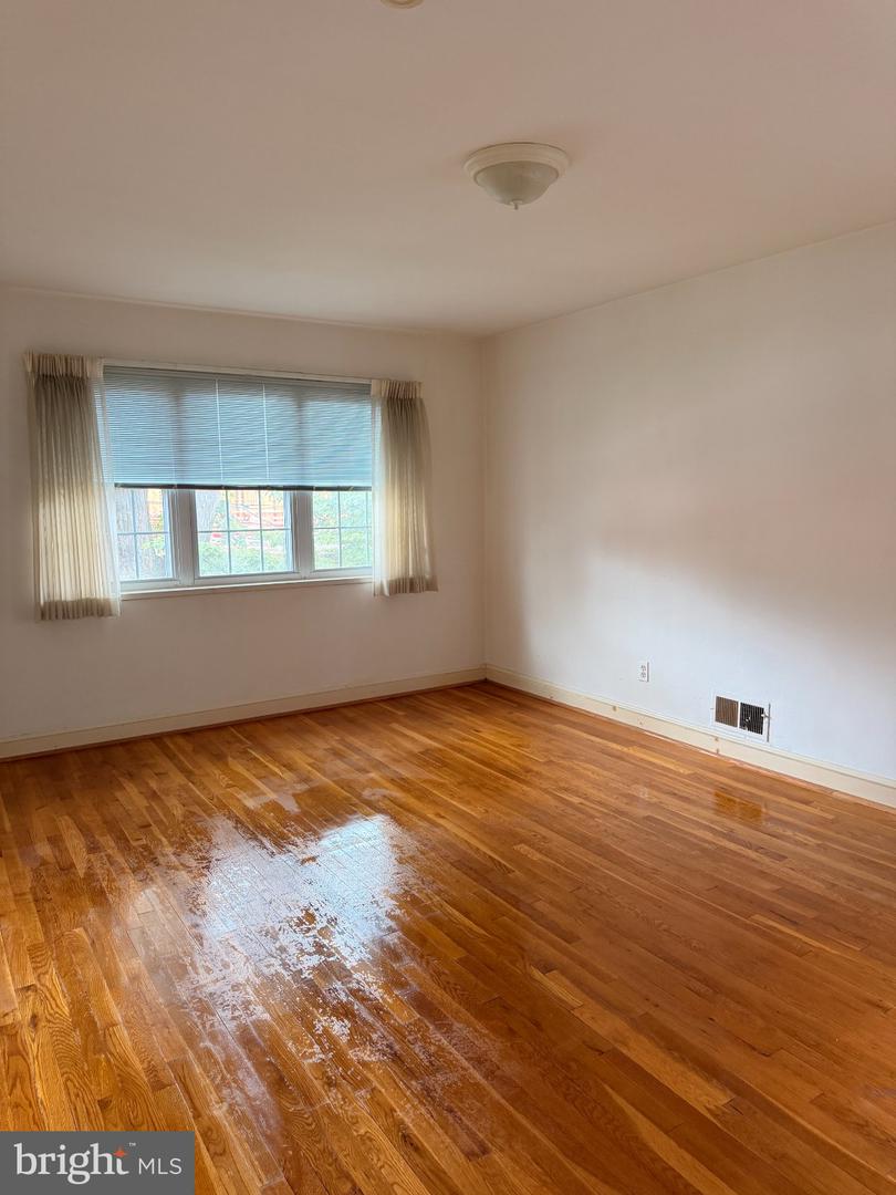 4811 Yuma St Nw Property Photo 8