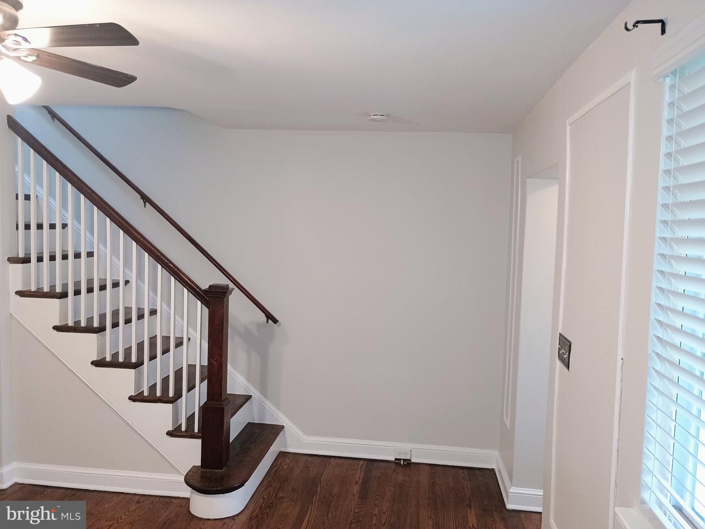 30 53rd St Se Property Photo 5