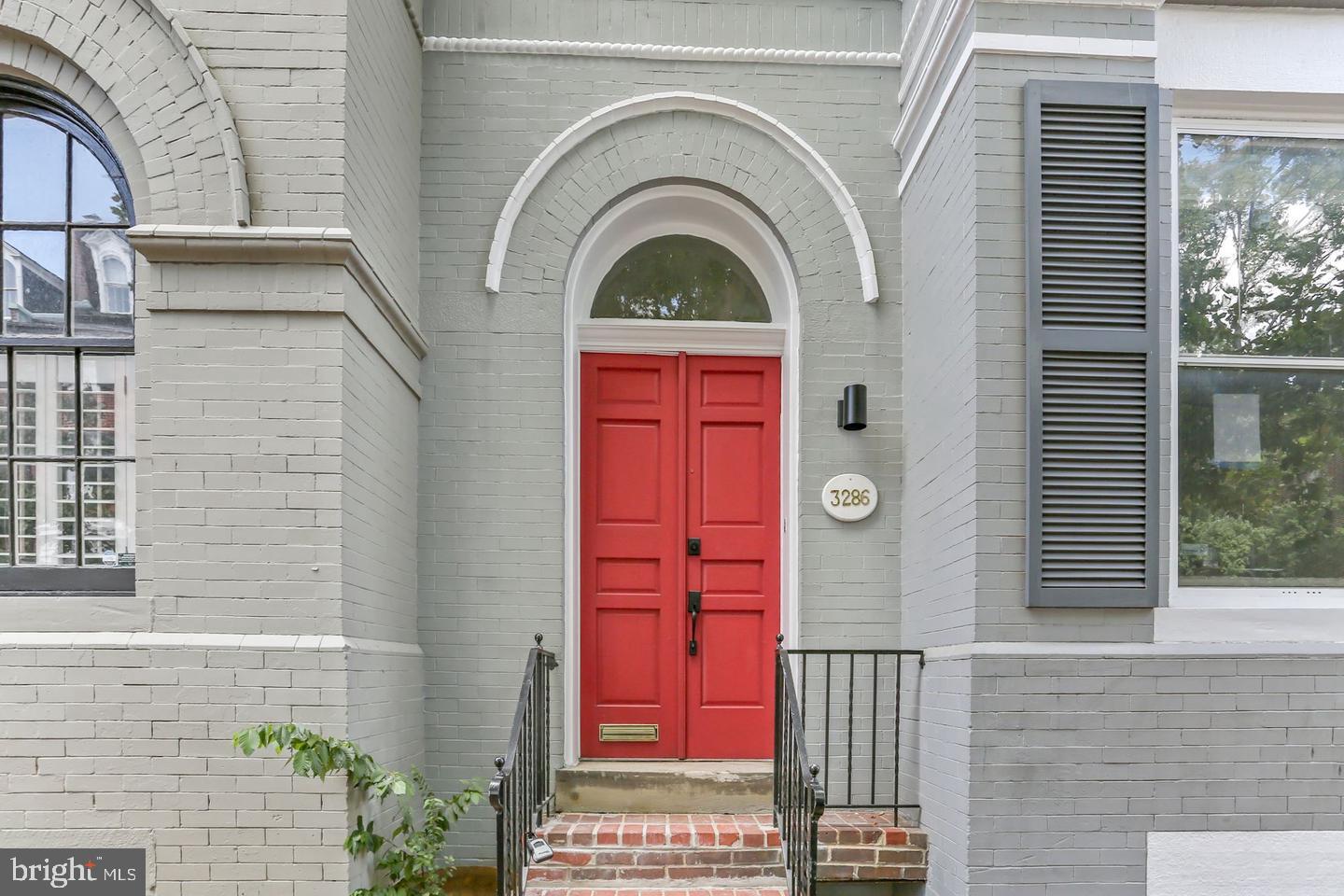 3286 N ST NW Property Photo 1