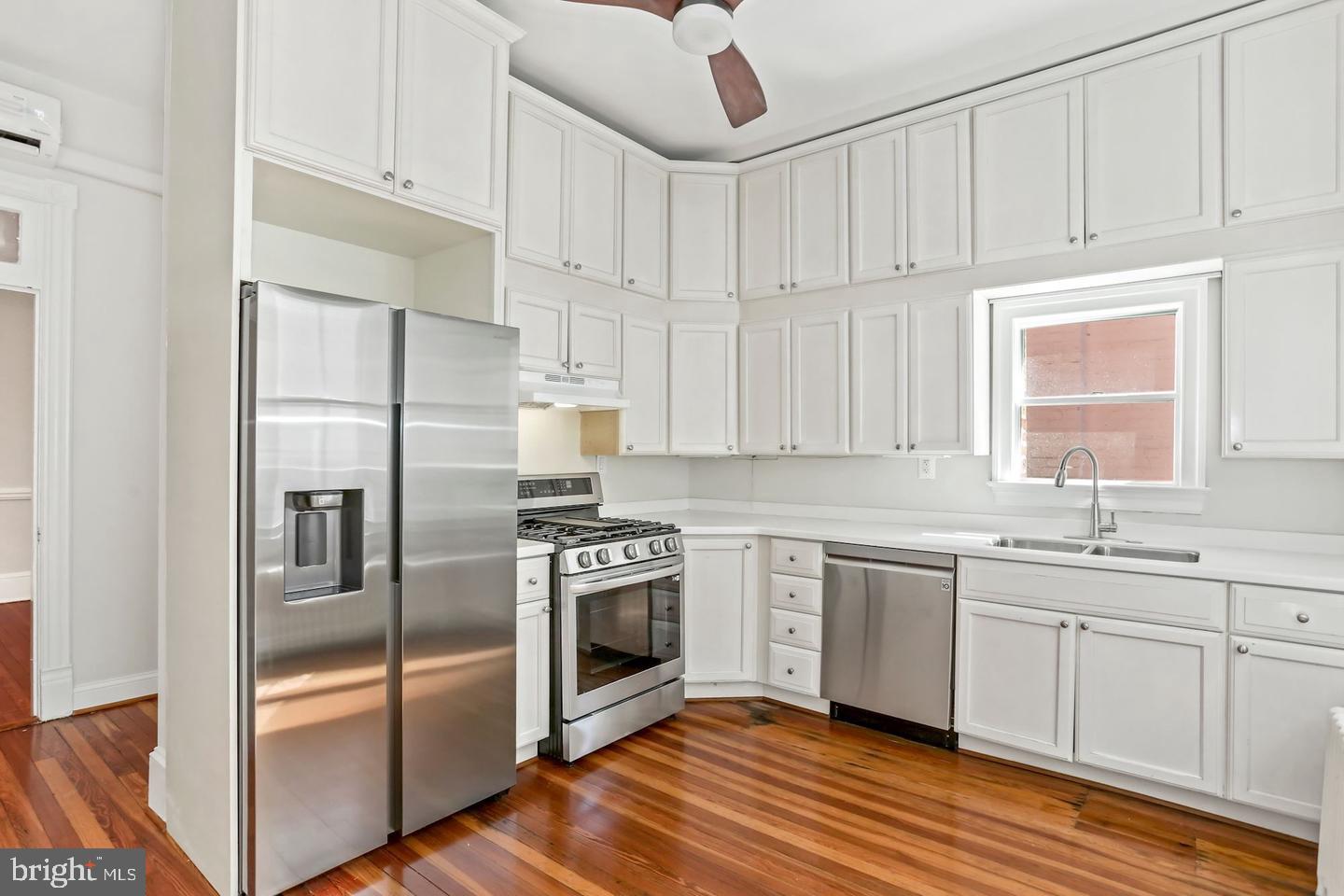 3286 N St Nw Property Photo 11