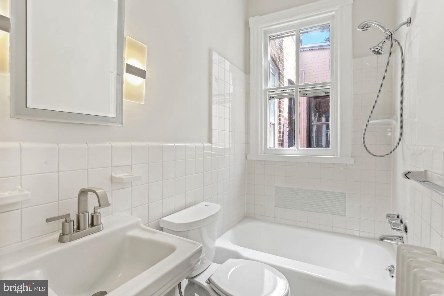 3286 N St Nw Property Photo 28