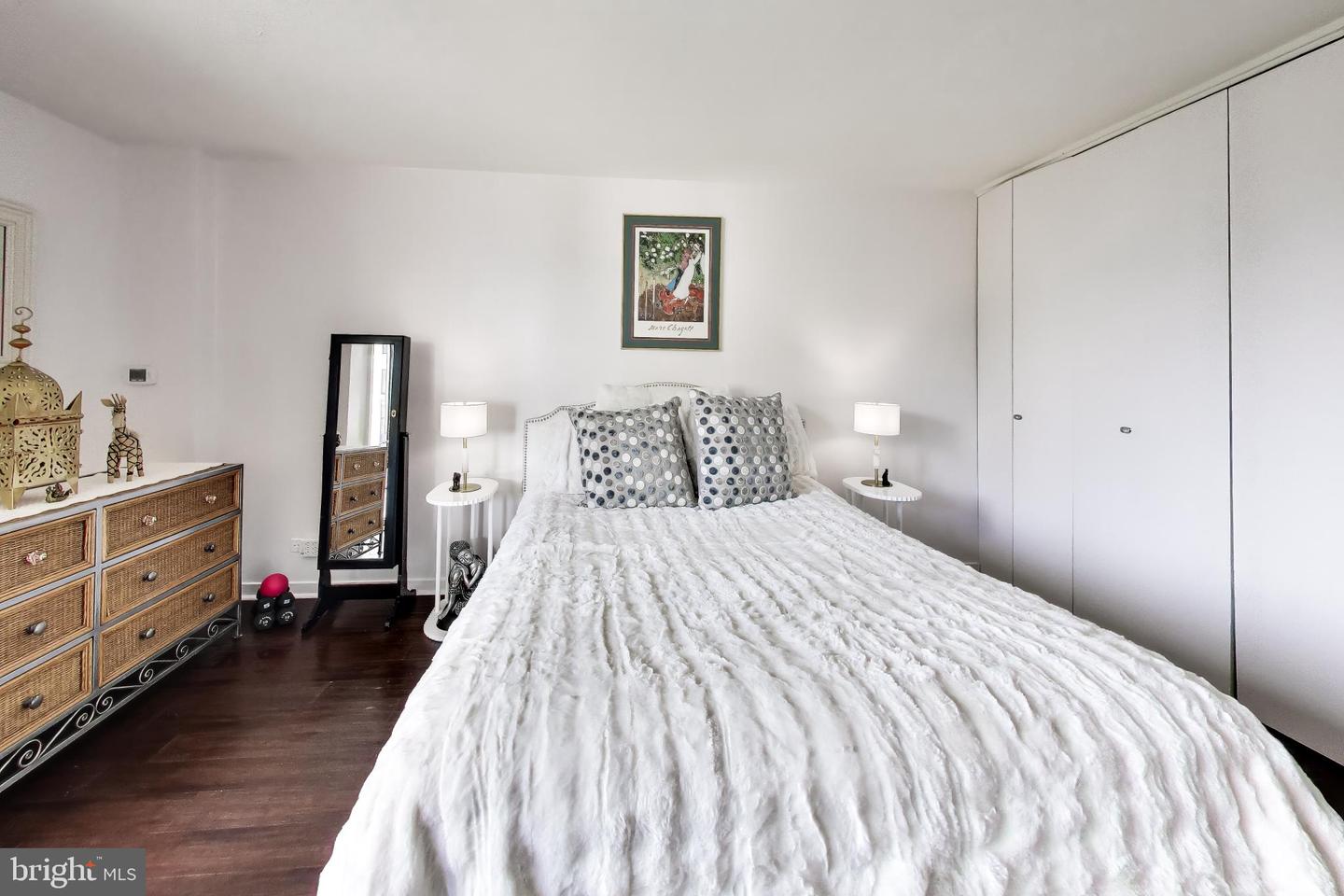1245 4th St Sw #e400 Property Photo 10