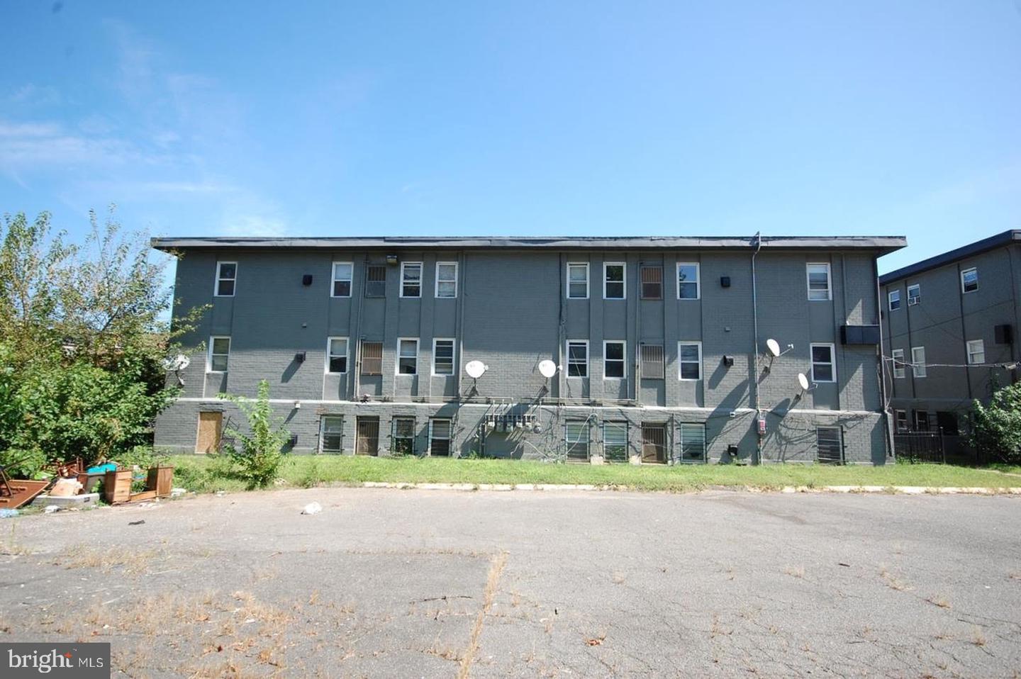 4559 Benning Rd Se Property Photo 10