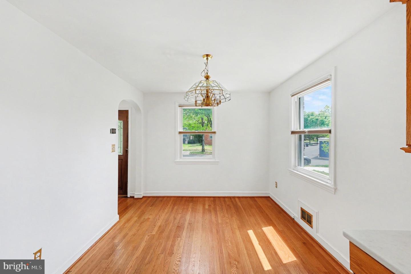 4504 20th St Ne Property Photo 13