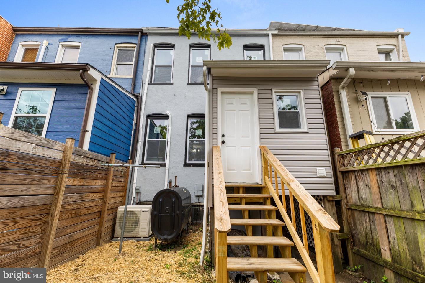 914 5th St Ne Property Photo 22