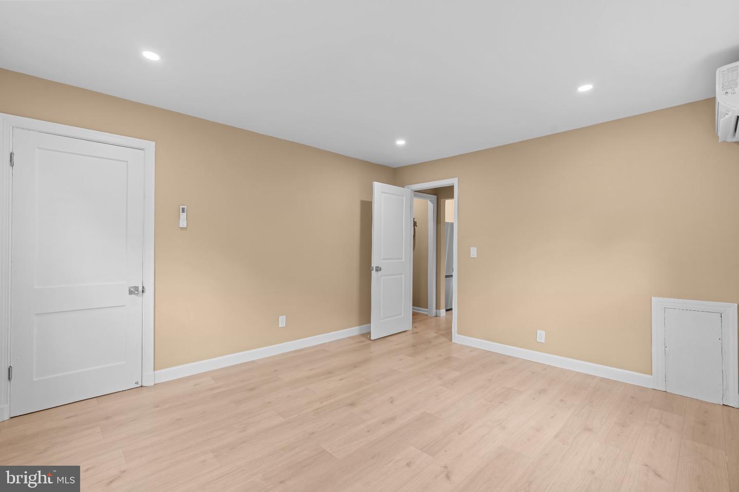 513 45th St Ne #unit 2 Property Photo 10