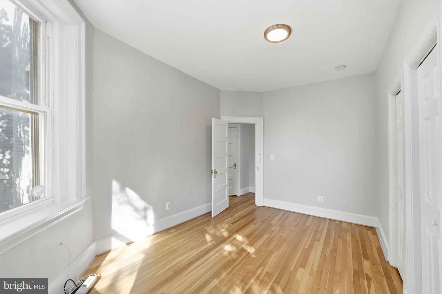 2801 11th St Nw #1 Property Photo 11