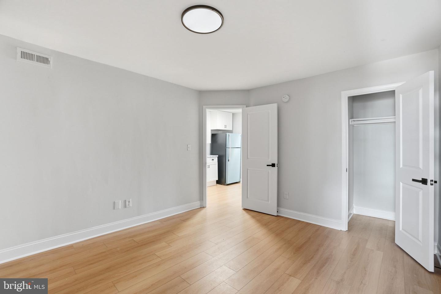1250 Queen St Ne #2 Property Photo 8