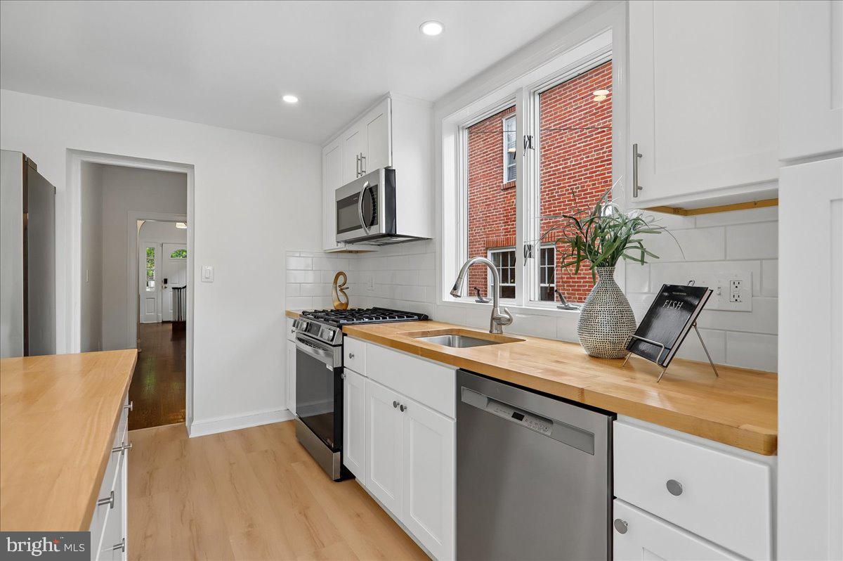 4007 Fessenden St Nw Property Photo 15