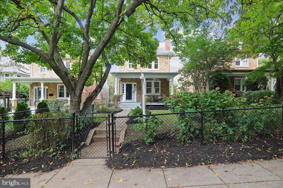 4007 Fessenden St Nw Property Photo 50
