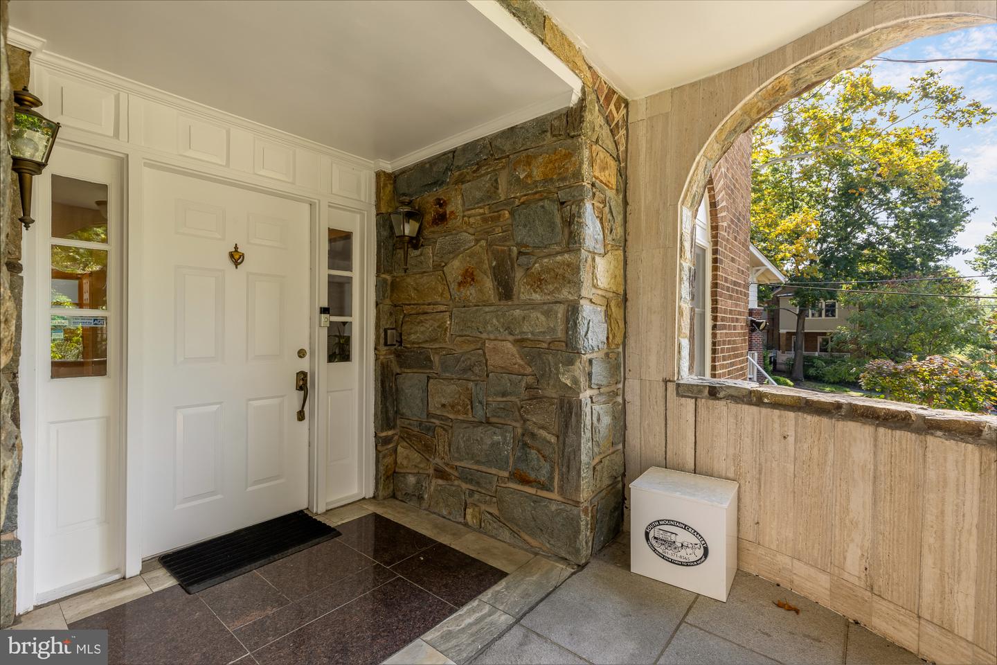 6117 Broad Branch Rd Nw Property Photo 5