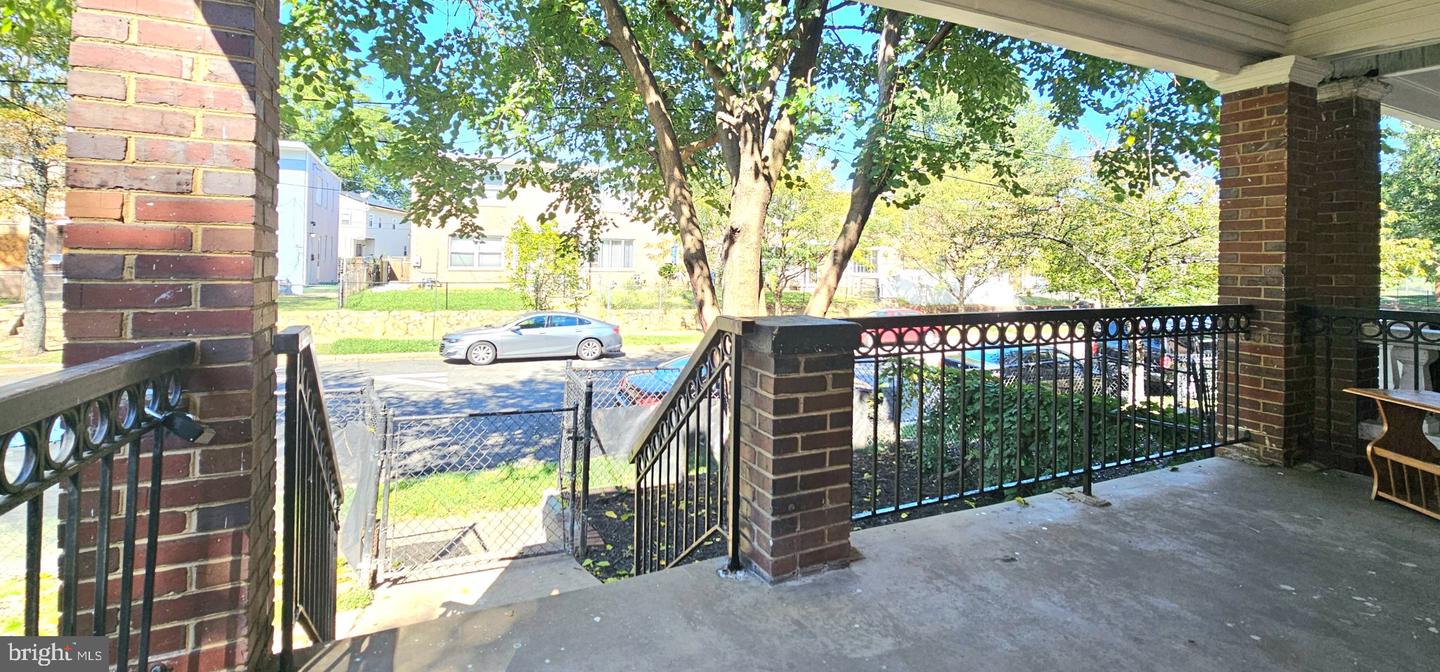 1229 Savannah Pl Se Property Photo 3