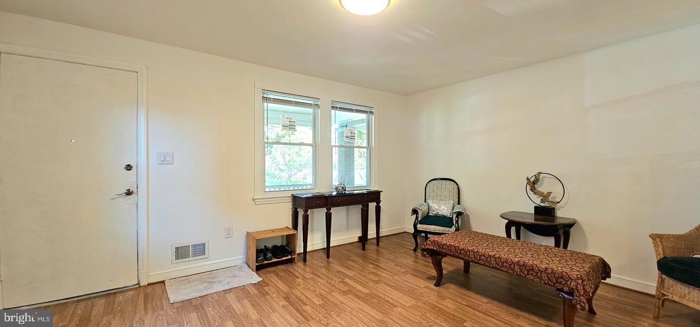 1229 Savannah Pl Se Property Photo 6