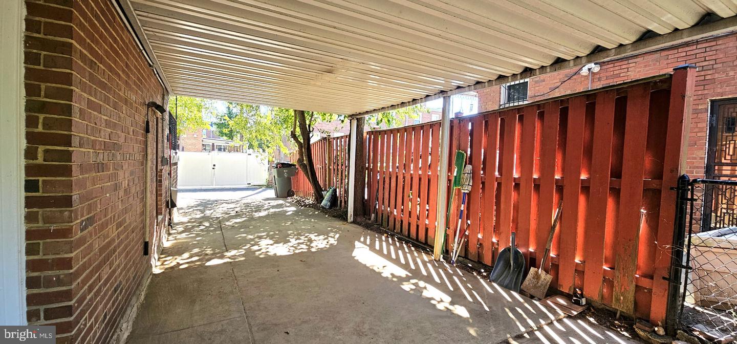1229 Savannah Pl Se Property Photo 34