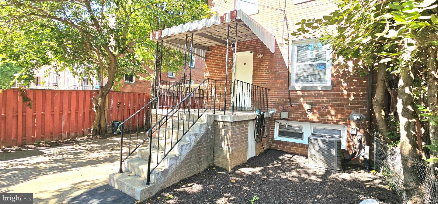 1229 Savannah Pl Se Property Photo 37