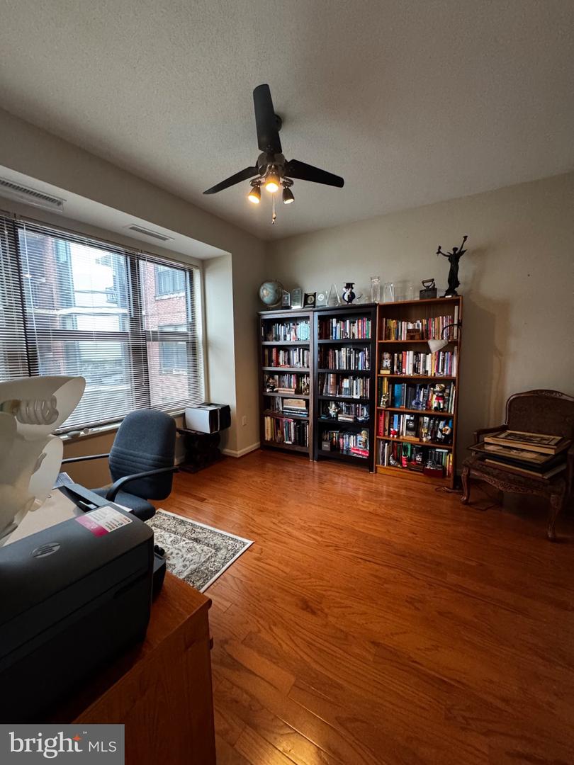 1390 Kenyon St Nw #611 Property Photo 11
