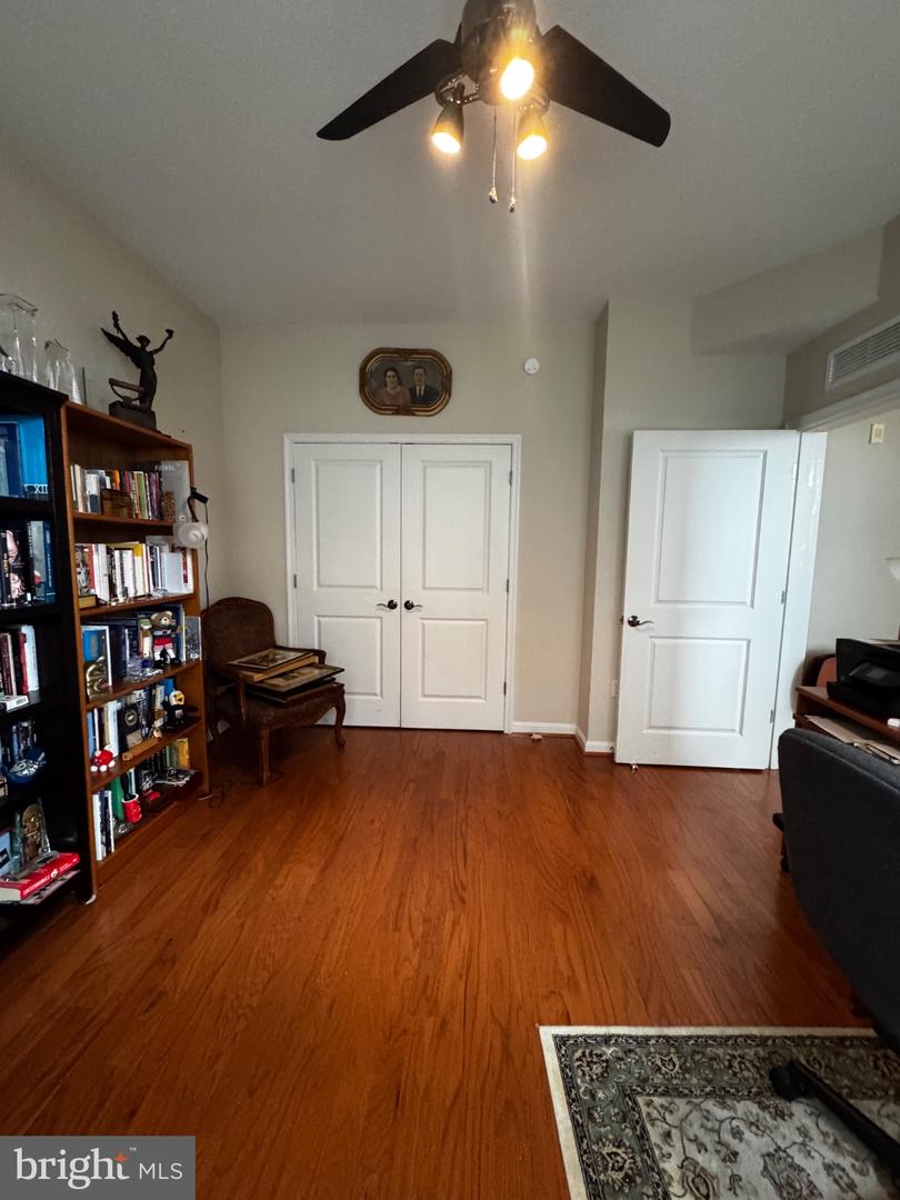 1390 Kenyon St Nw #611 Property Photo 14