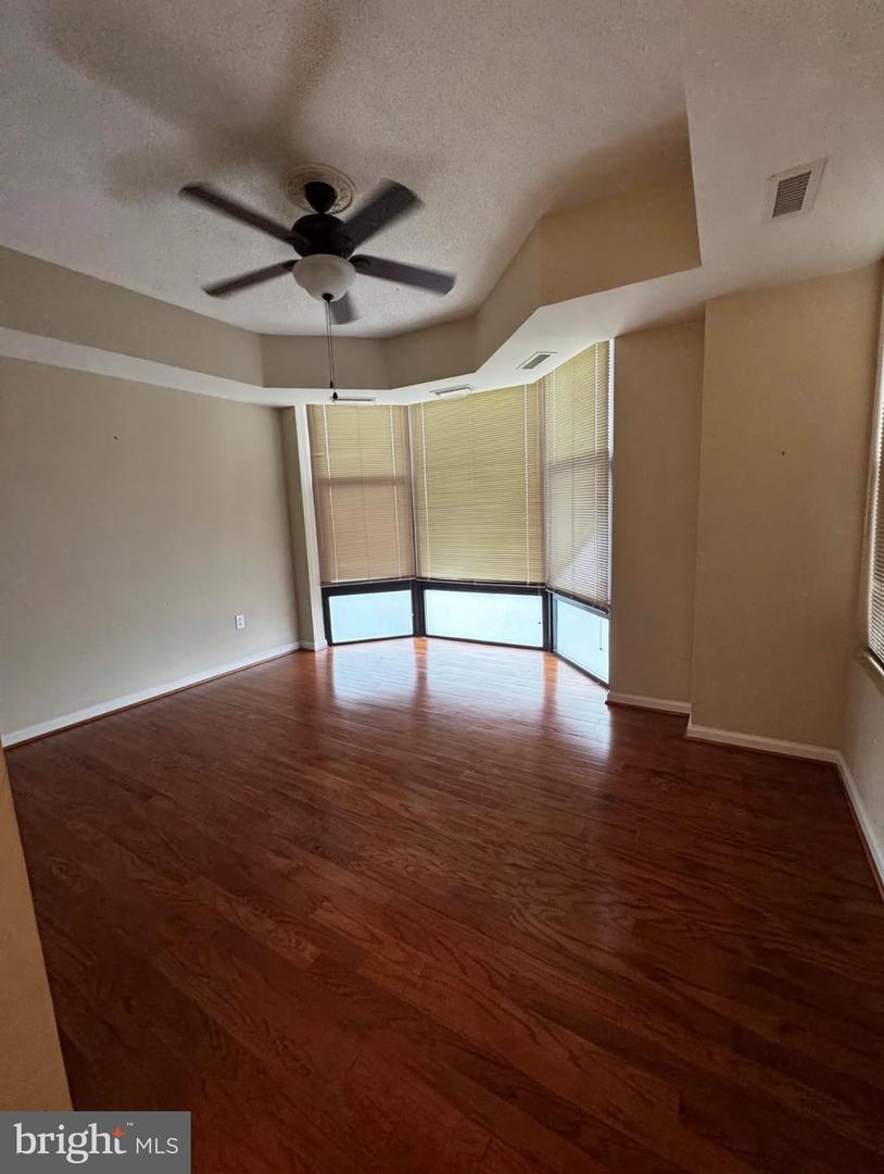 1390 Kenyon St Nw #611 Property Photo 21