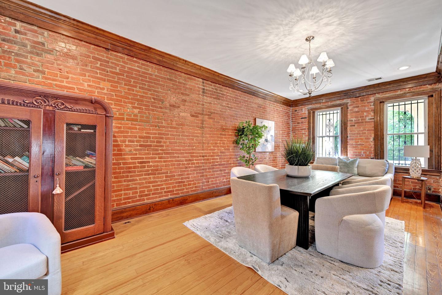 49 T St Nw Property Photo 11
