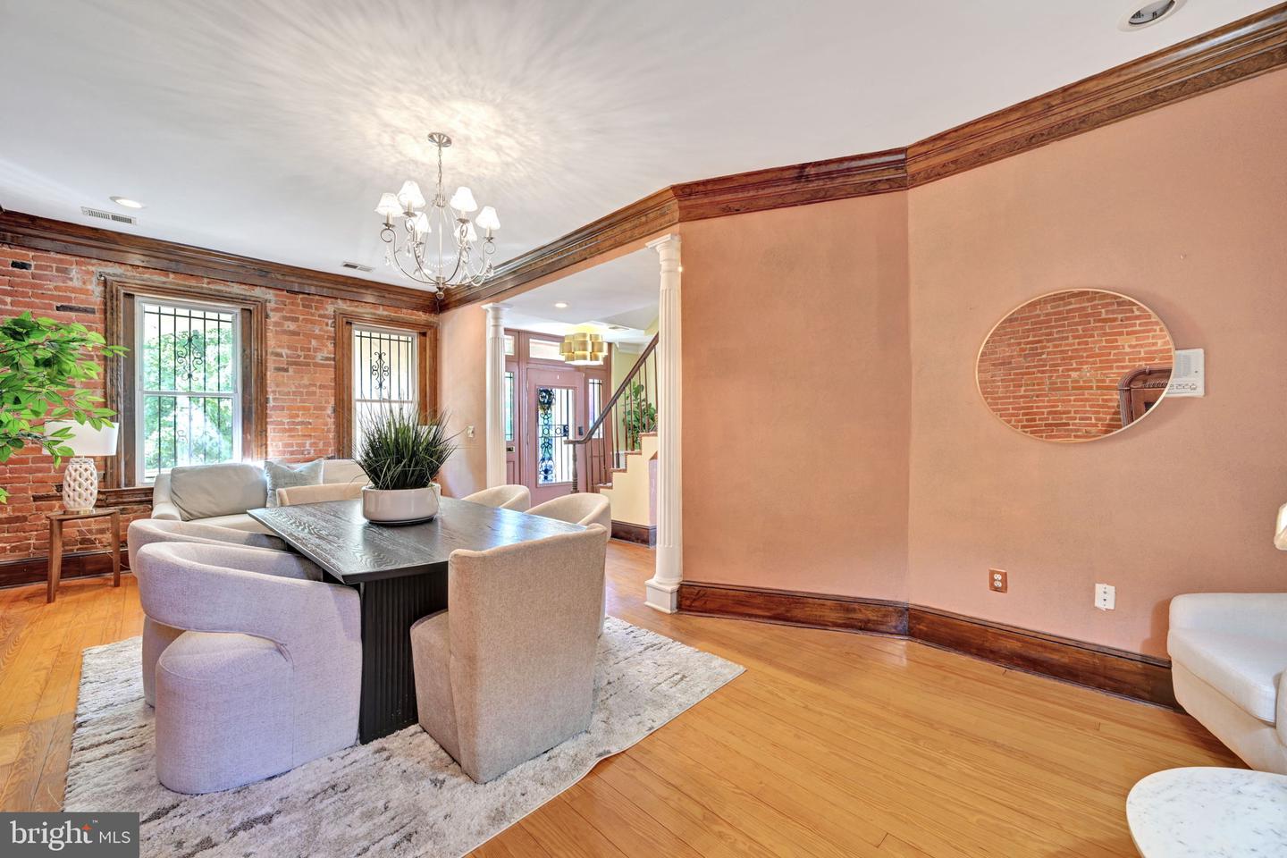 49 T St Nw Property Photo 13