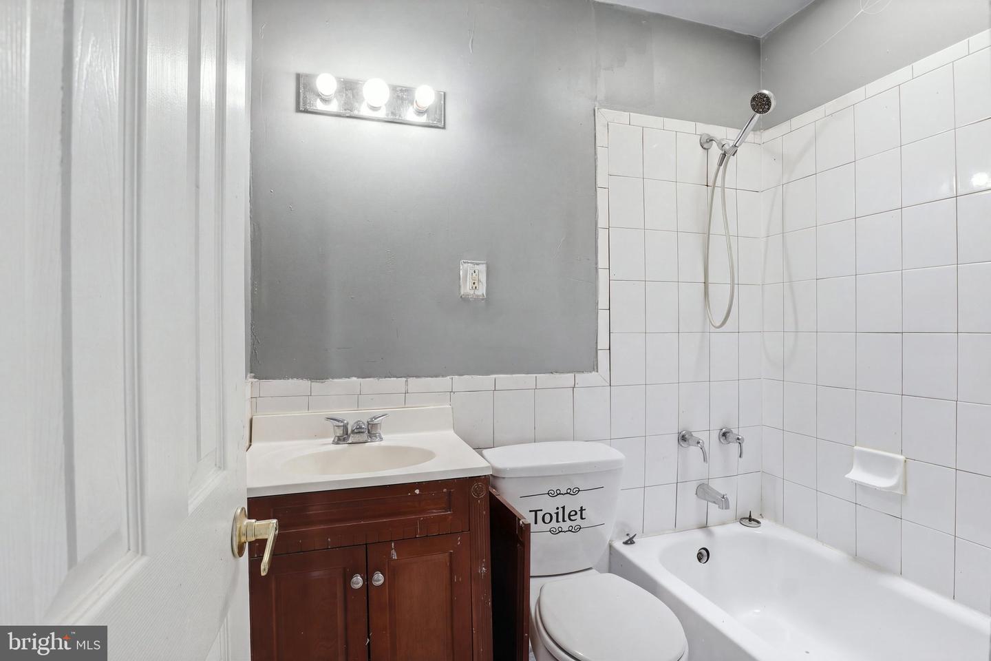 4706-4710 Quarles St Ne Property Photo 13