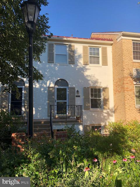3249 B Sutton Pl Nw #b Property Photo 2