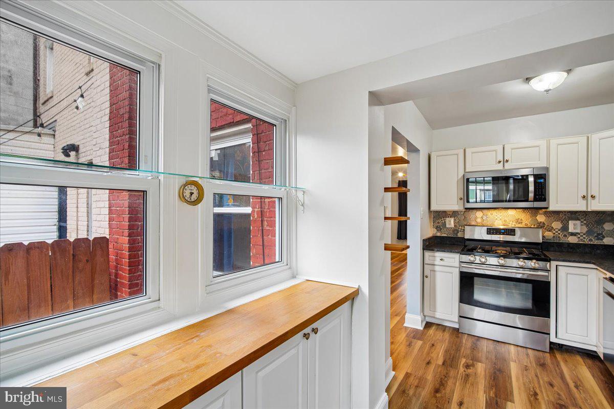1830 H St Ne Property Photo 11