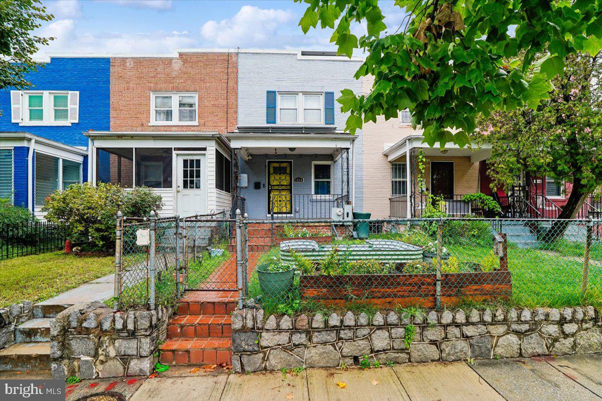 1830 H St Ne Property Photo 32
