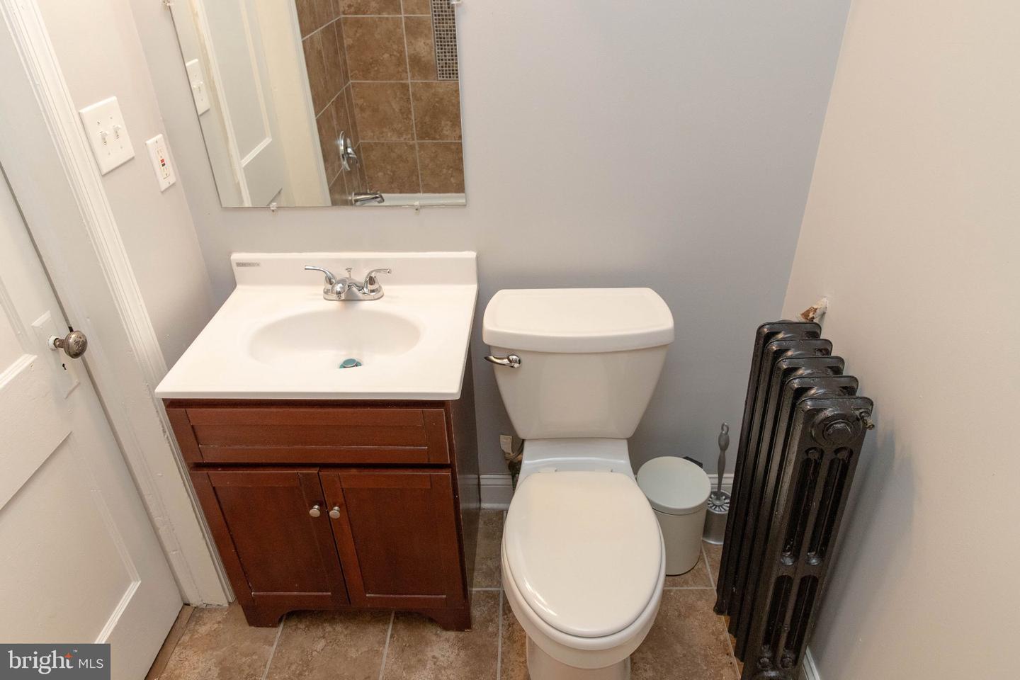 3935 9th St Ne #3 Property Photo 5