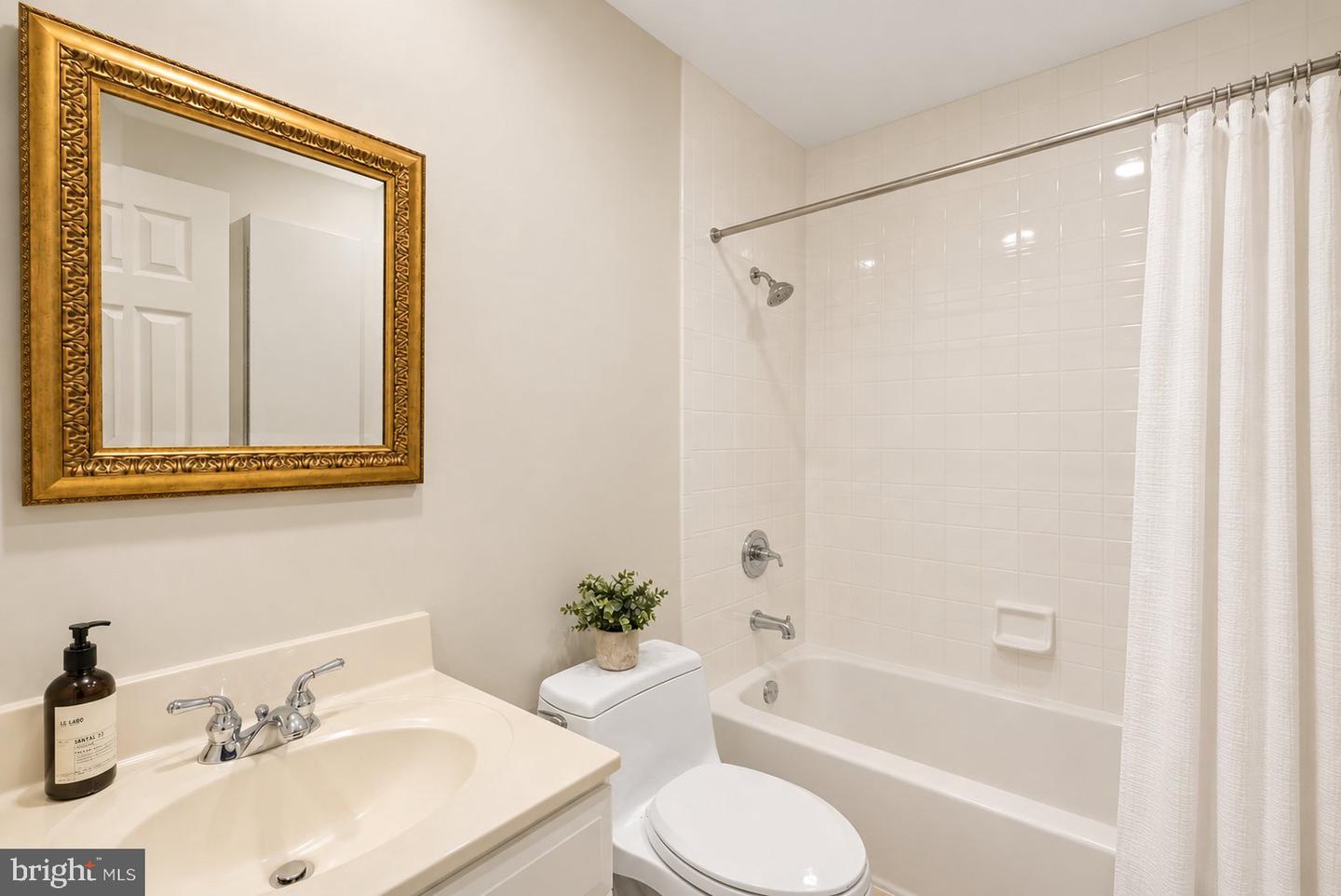 3915 Hillandale Ct Nw Property Photo 19
