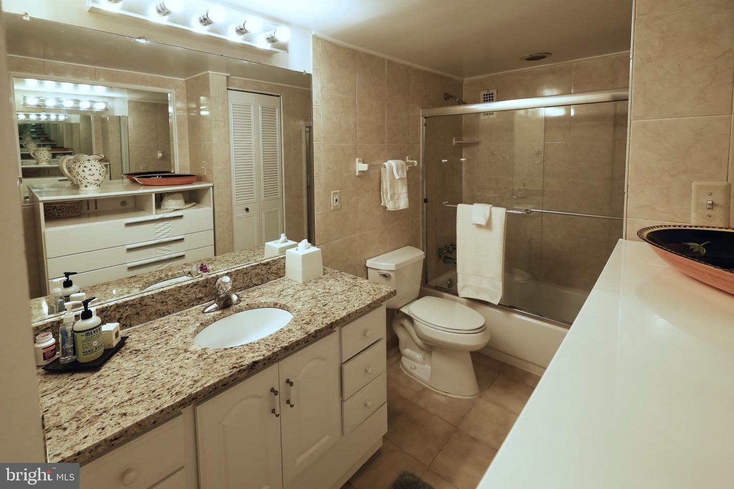 1420 N N St Nw #414 Property Photo 9