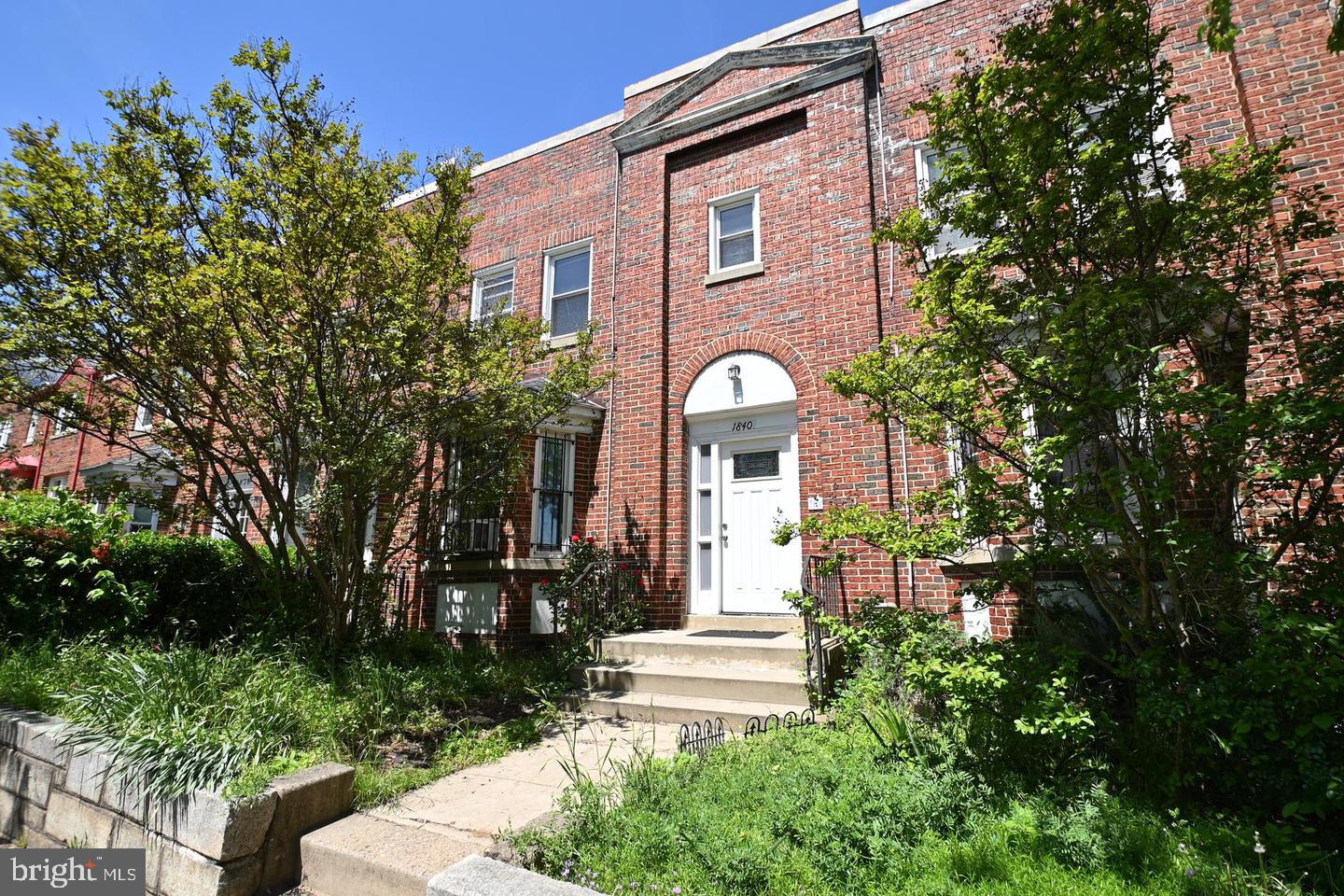 1840 Independence Ave Se Property Photo 1