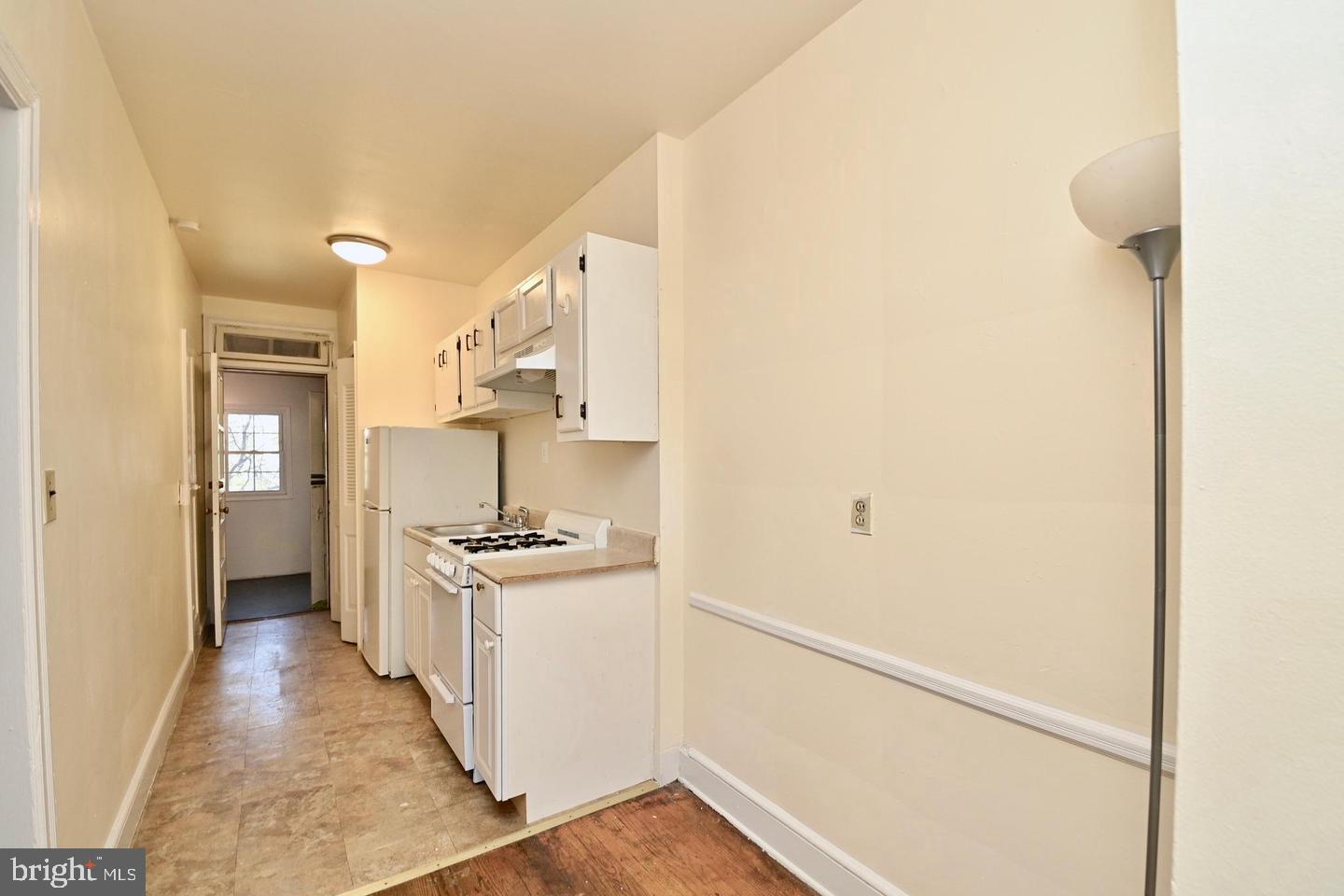 1840 Independence Ave Se Property Photo 7