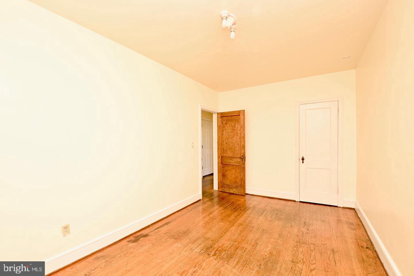 1840 Independence Ave Se Property Photo 14