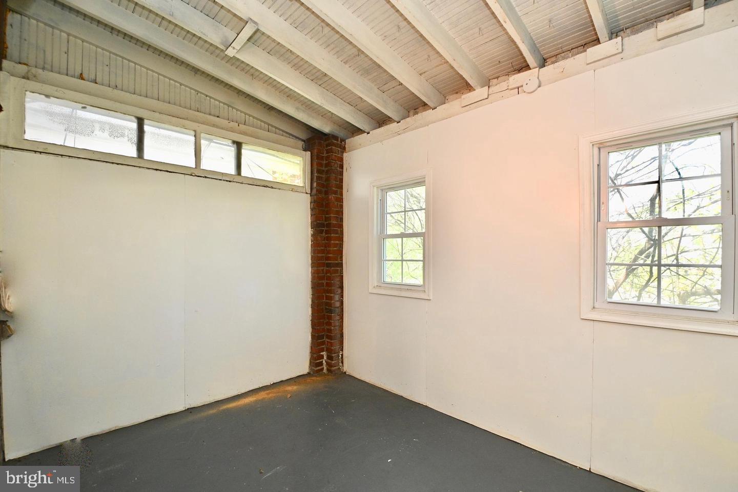 1840 Independence Ave Se Property Photo 16