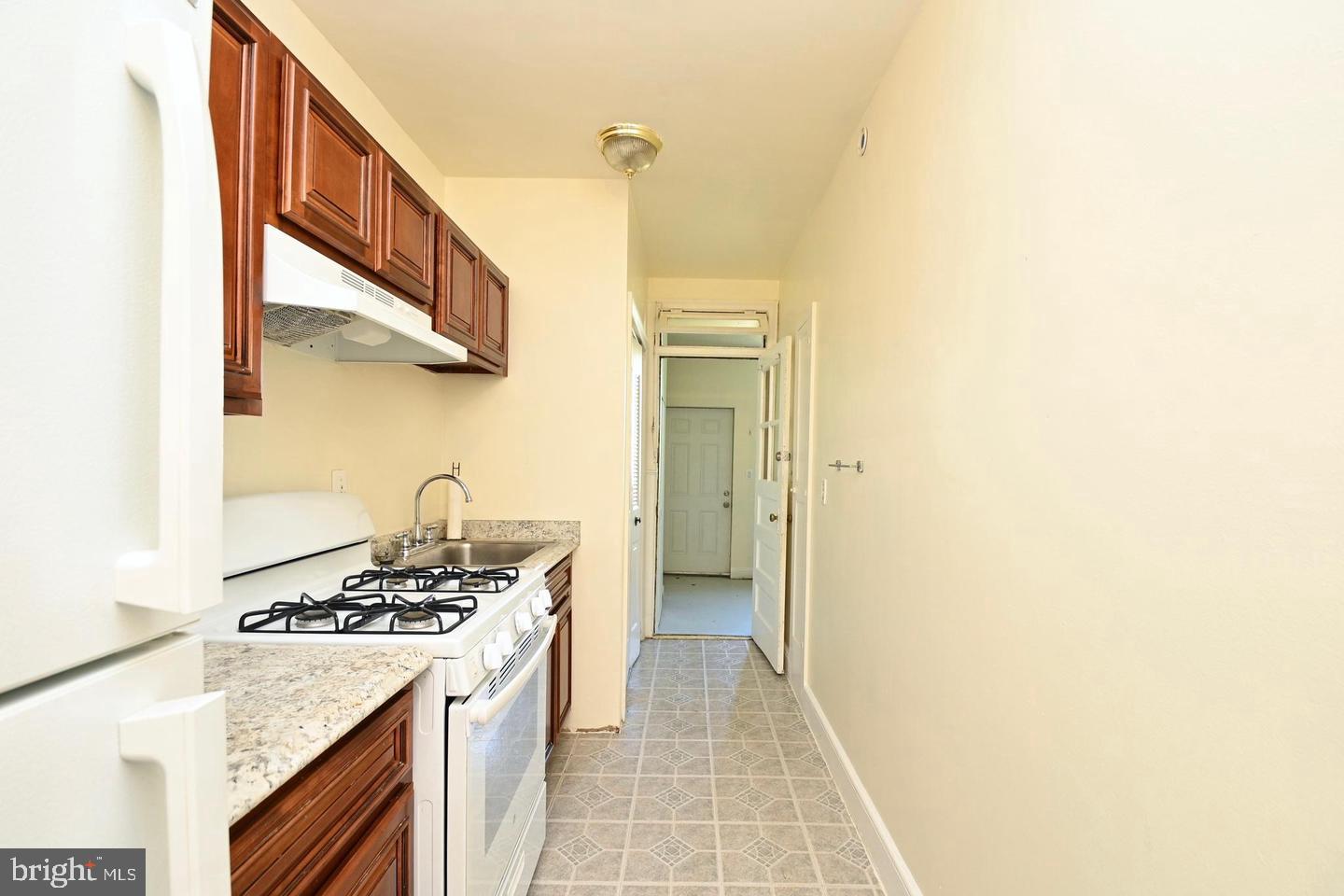 1840 Independence Ave Se Property Photo 24
