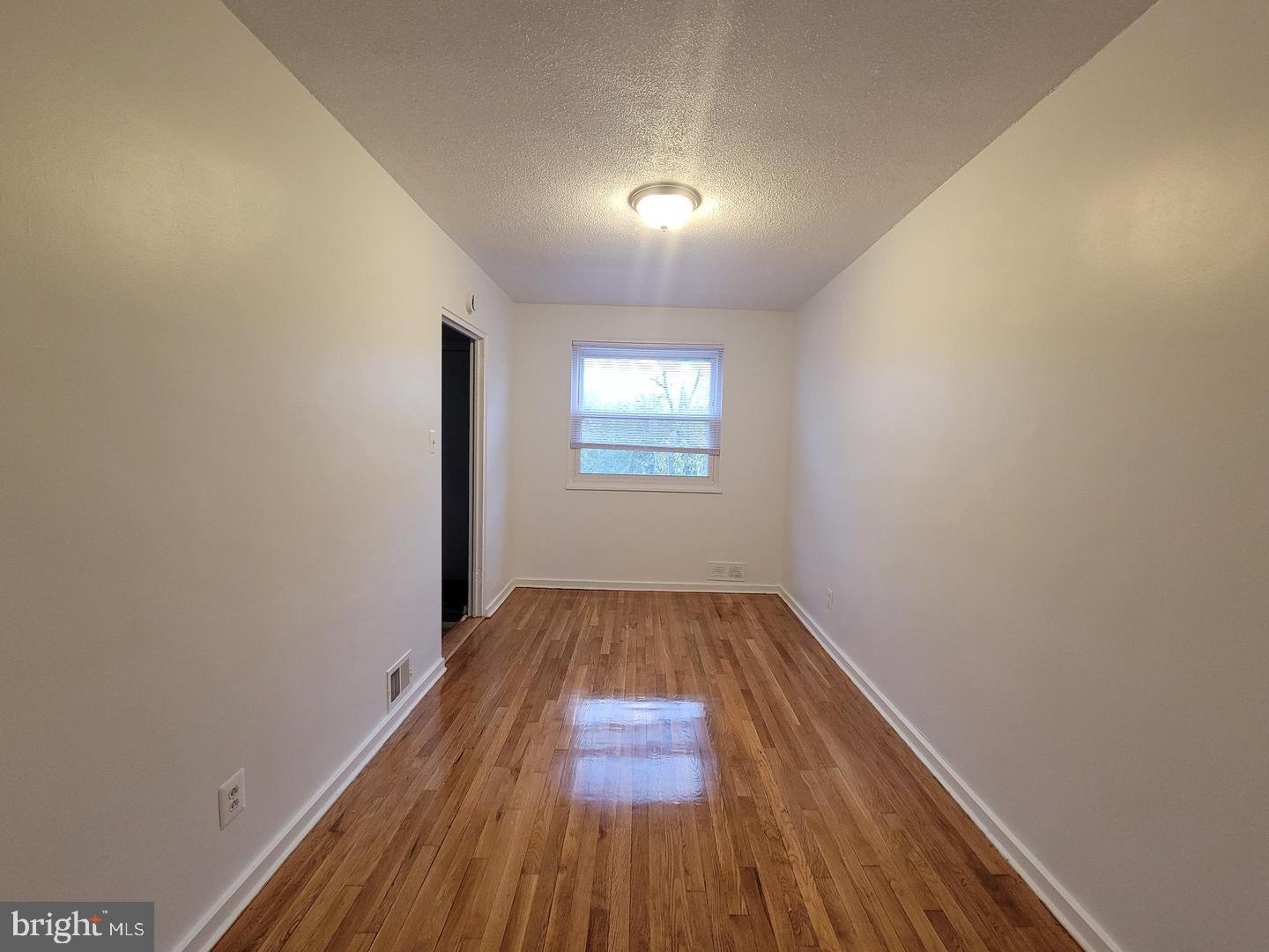 147 Mississippi Ave Se Property Photo 2
