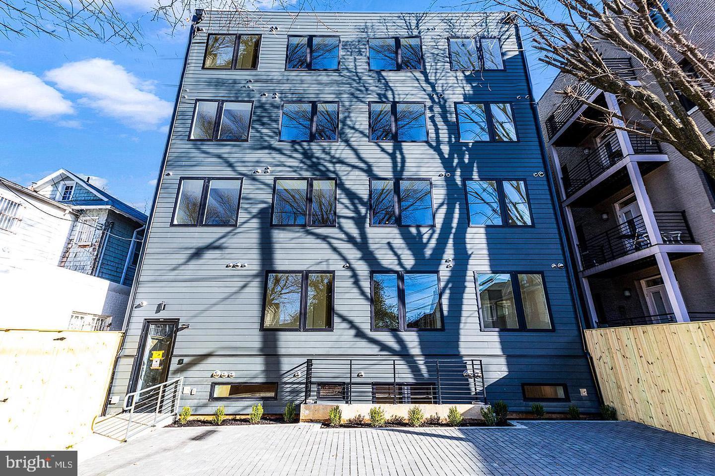 4804 Georgia Ave Nw #ph2 Property Photo 29