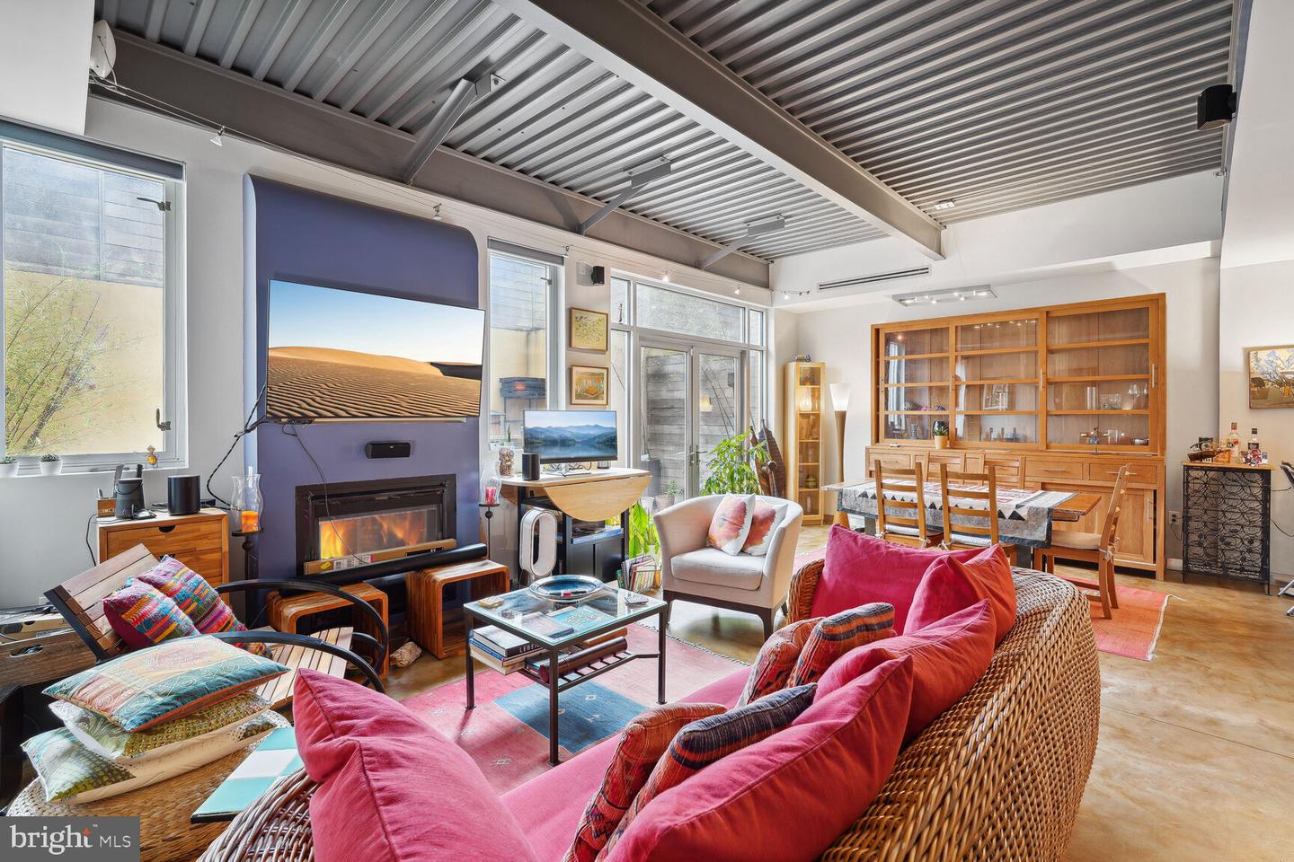 2351 Champlain St Nw #c3 Property Photo 5